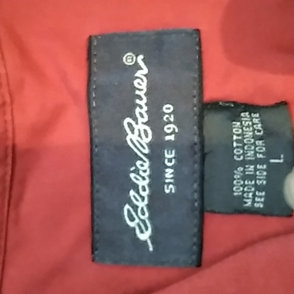 Eddie Bauer red large men's button down casual shirt - Picture 3 of 3